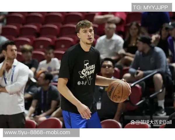 弗拉格谈季前赛投篮表现不佳期待球队信心重拾再创佳绩 弗拉格谈季前赛投篮表现不佳期待球队信心重拾再创佳绩