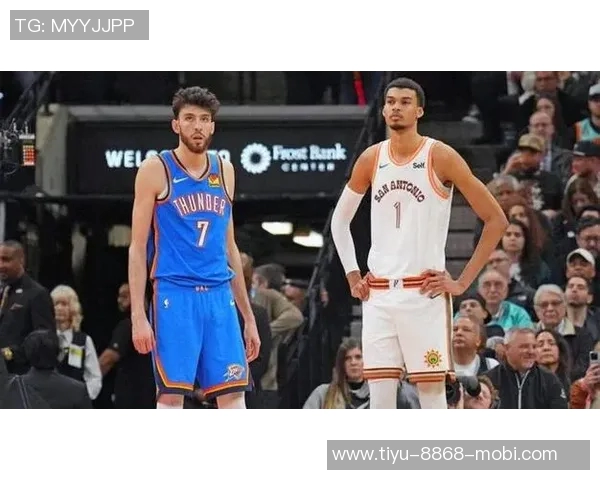 文班谈与霍姆格伦的关系强调两人风格不同不具可比性