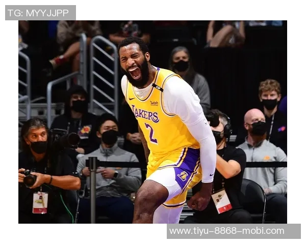 布克自信迎战卡鲁索顶级防守时刻展现实力