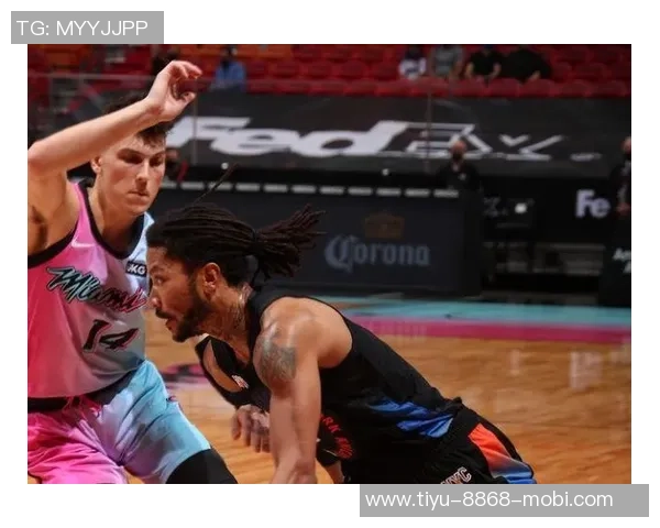 洛伊德替补出战表现惊艳高效得分助球队取得胜利